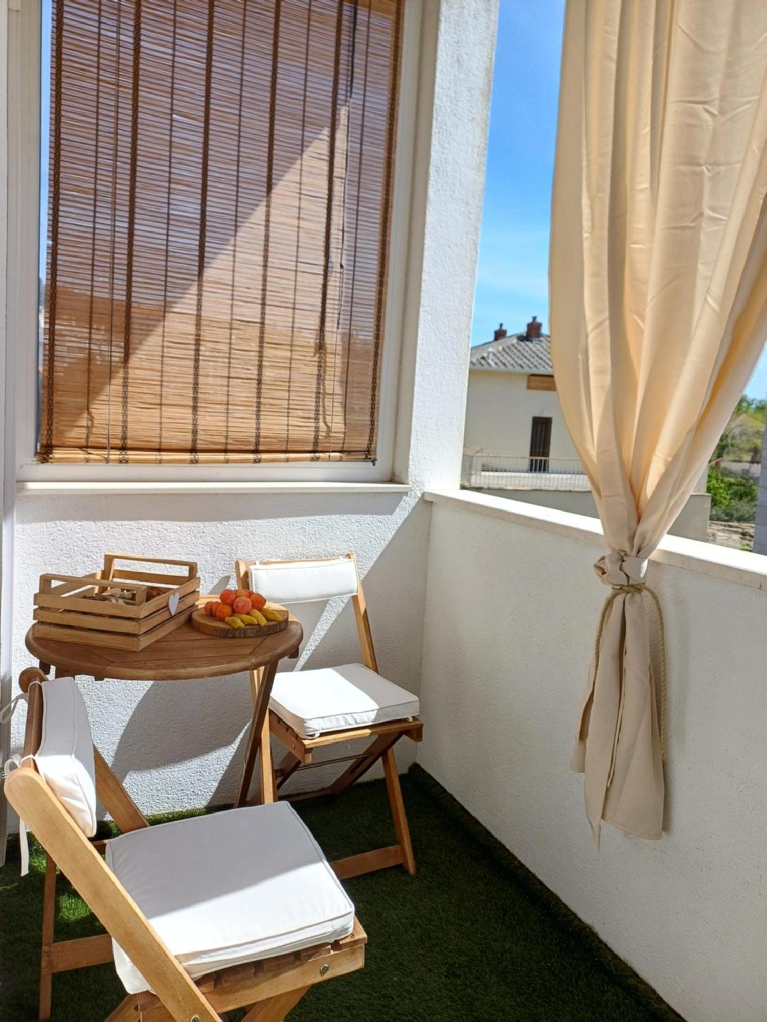 דוגי ראט Apartments Sun & Sea מראה חיצוני תמונה