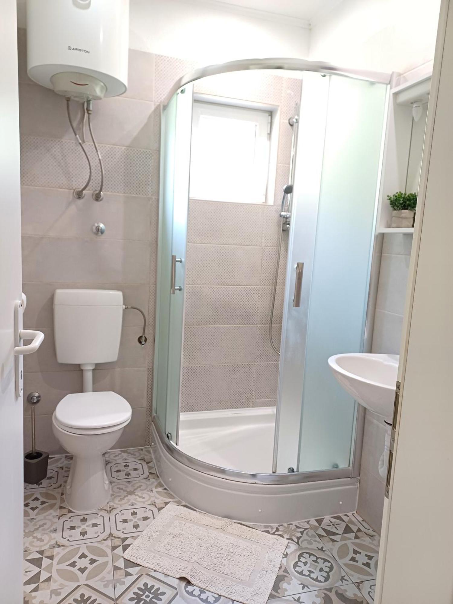 דוגי ראט Apartments Sun & Sea מראה חיצוני תמונה